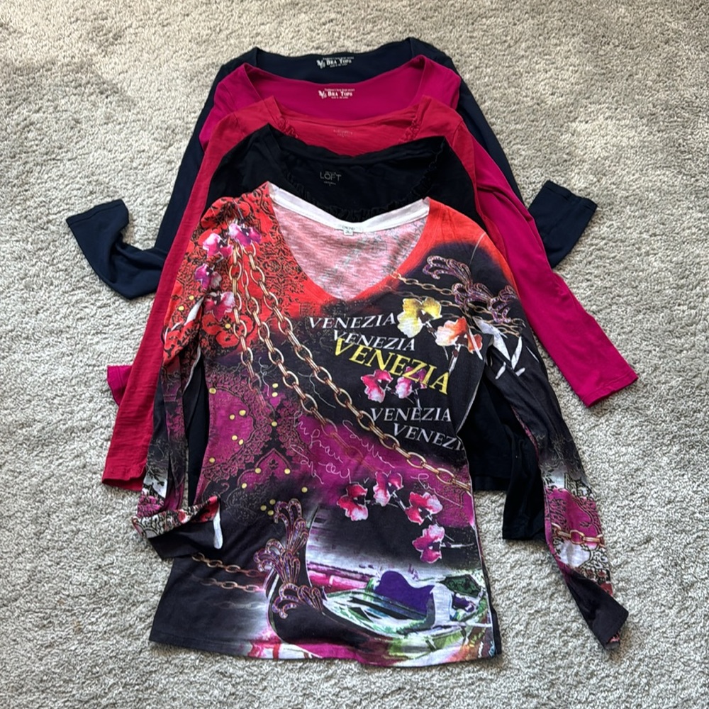 Set of 5 women long sleeve tops, size M
